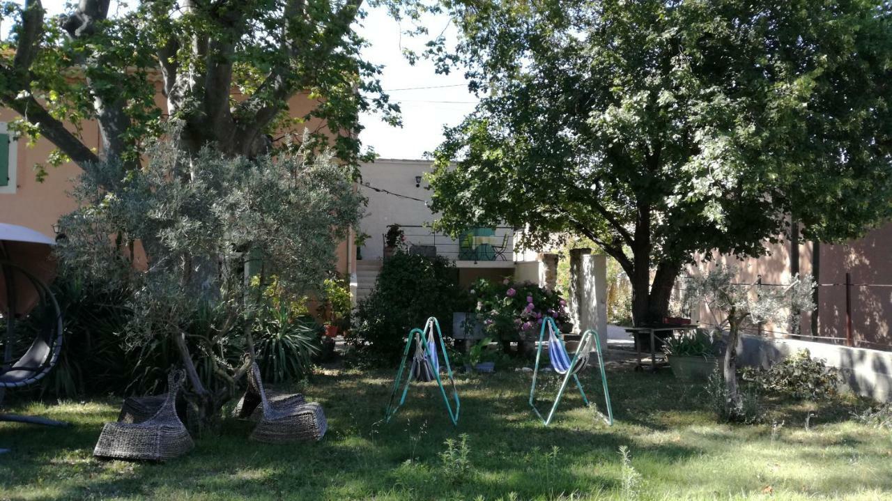 לינה וארוחת בוקר אביניון Berne &Michel מראה חיצוני תמונה